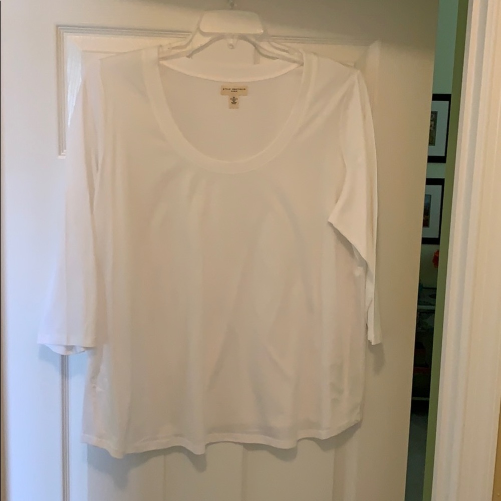 Style portfolio white t shirt